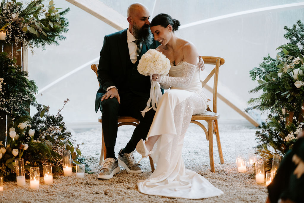 Organisation de mariage de Kenza et Antoine au Domaine de la Roche Couloir, décoration élégante et cérémonie en extérieur